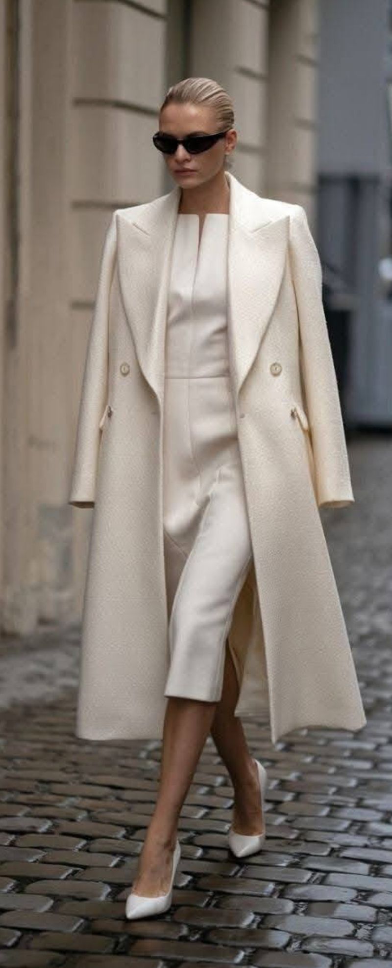 Idée Tenue Old Money : Pantalon Large Élégant